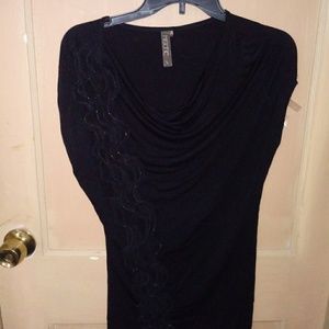 KISCHE black ruffled top